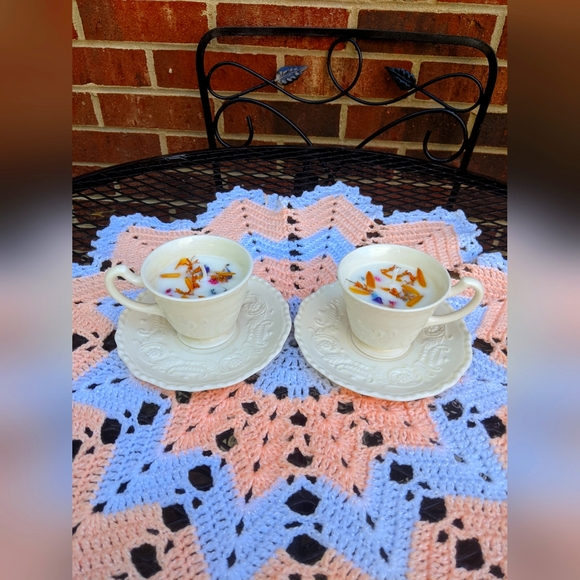 Set of Wild-Flower Teacup Candles - Picture 1 of 2